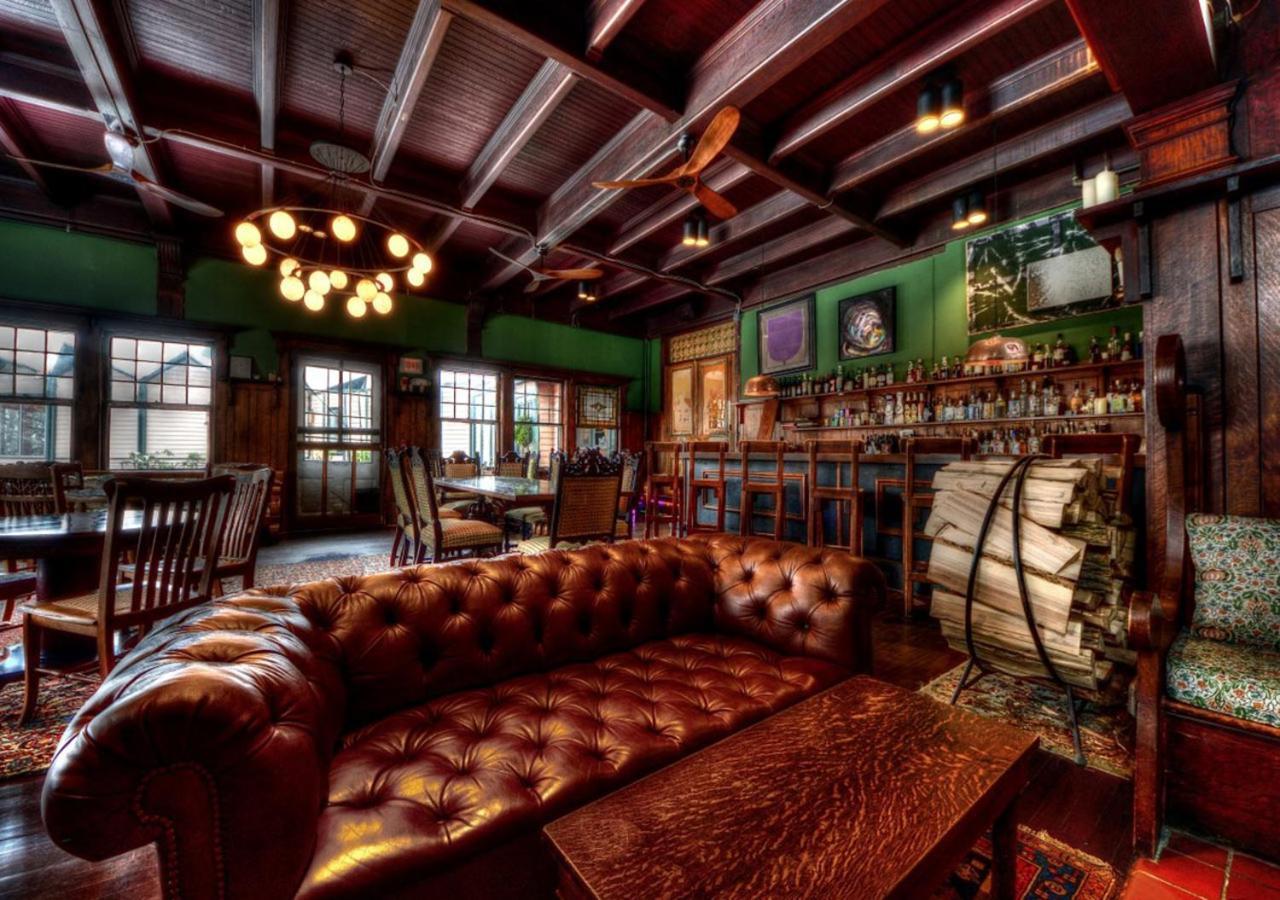 Apple Tree Inn Lenox Esterno foto